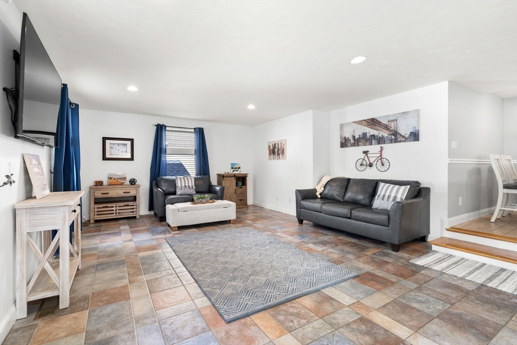 66 Ellery Road