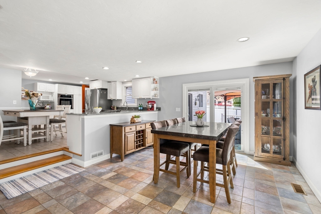 66 Ellery Road