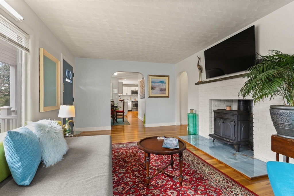 1079 Main Street