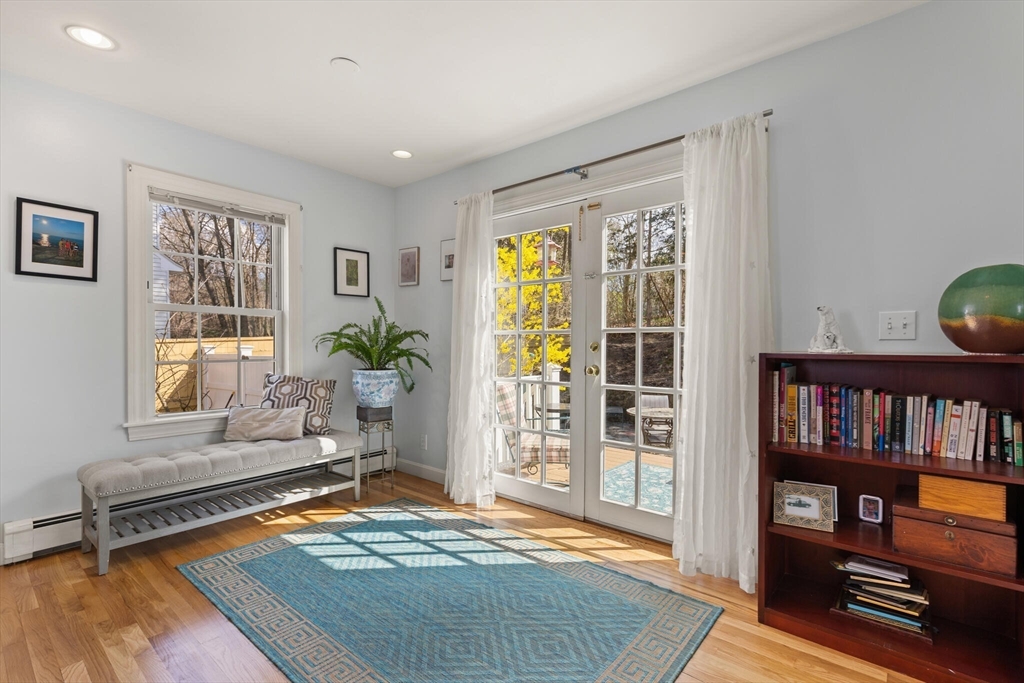 1079 Main Street