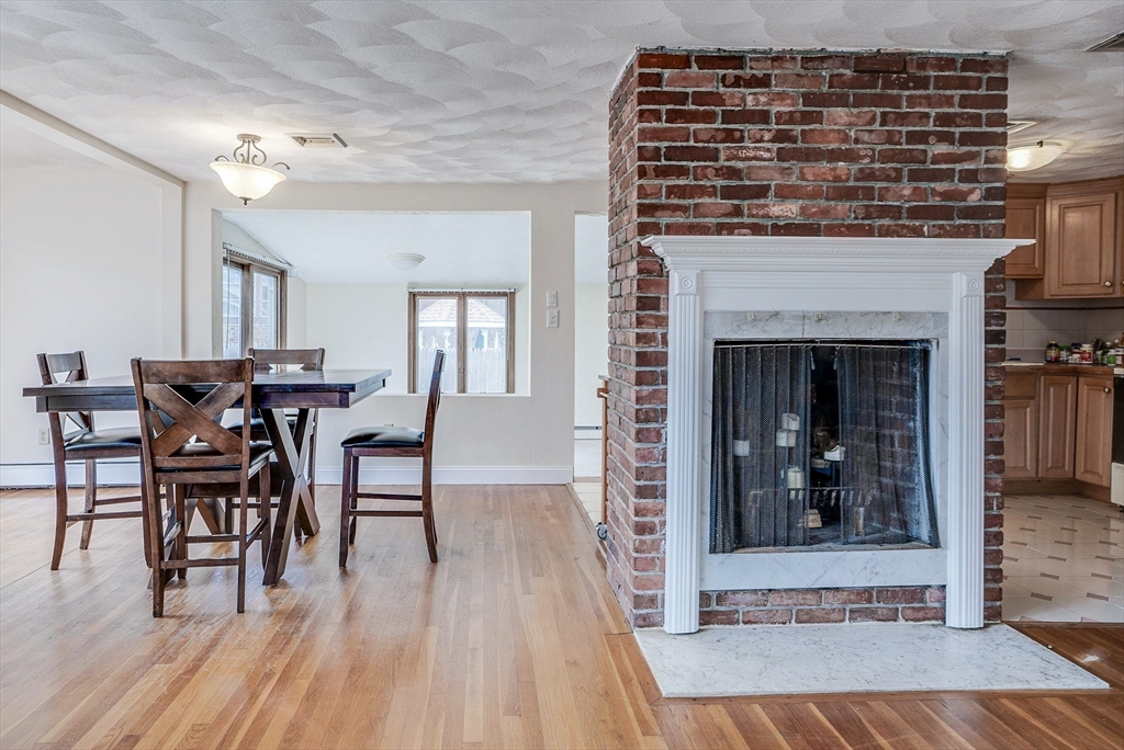 21 Sunrise Ave