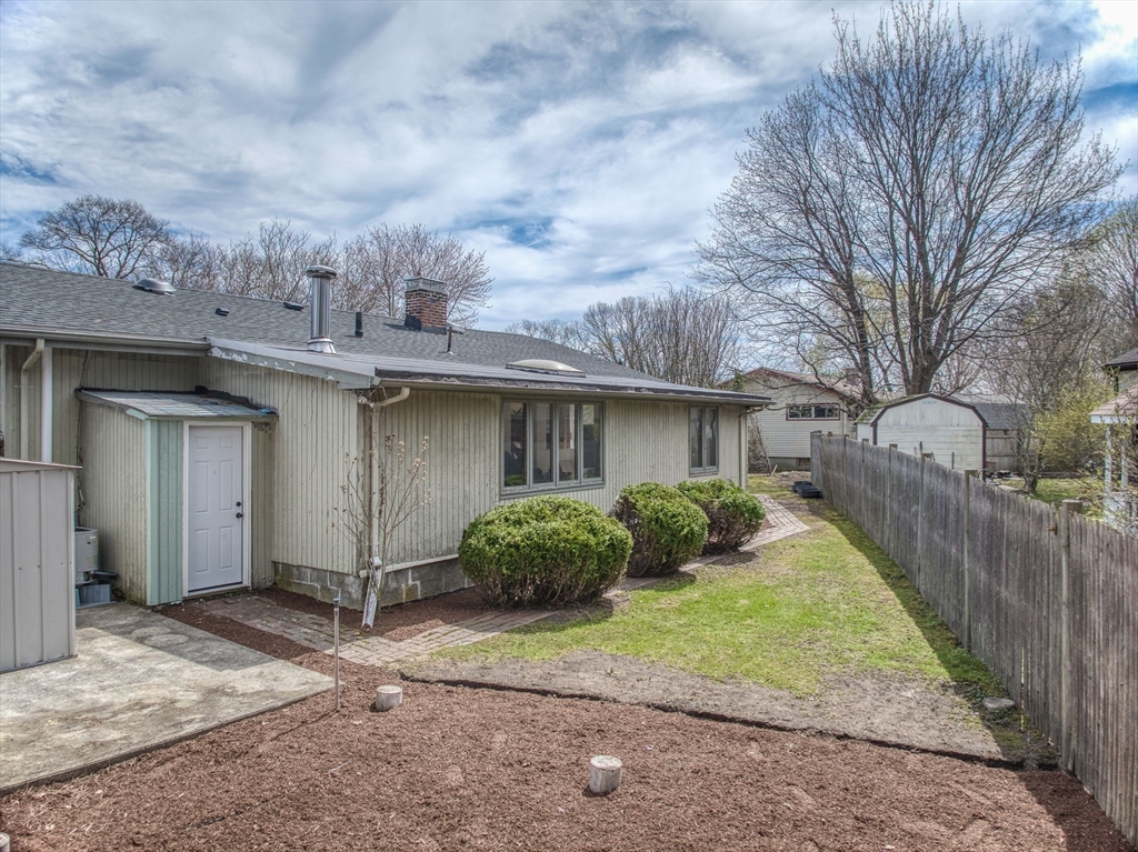 21 Sunrise Ave