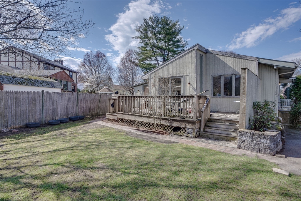 21 Sunrise Ave