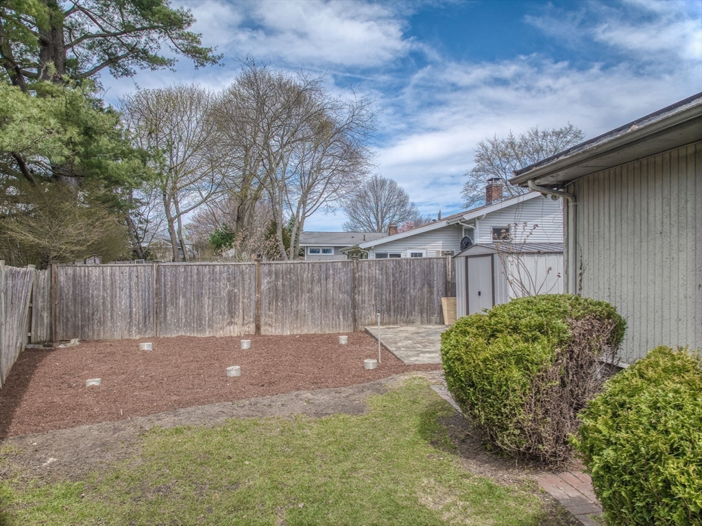 21 Sunrise Ave