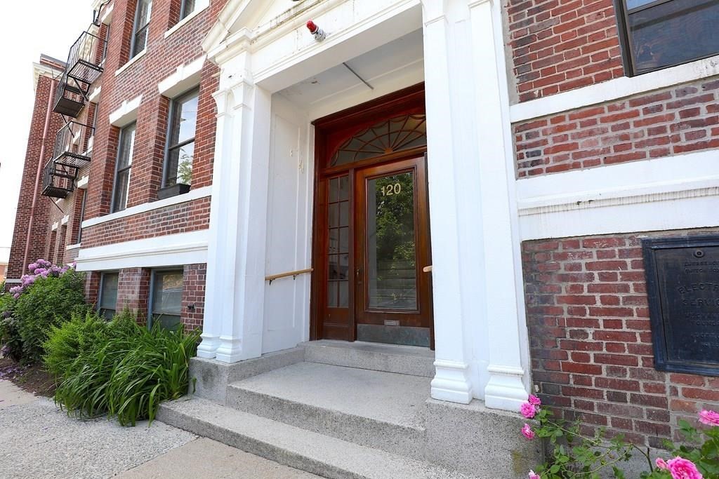 120 Lanark Road # 14