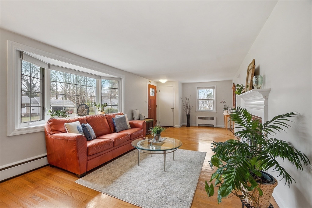 16 Battle Green Road