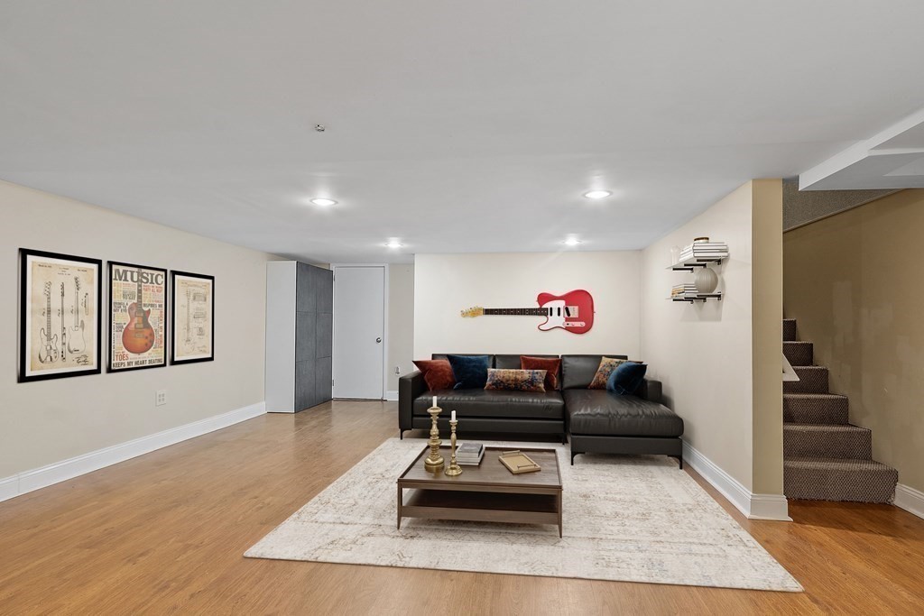 241 Old Beaverbrook # 241
