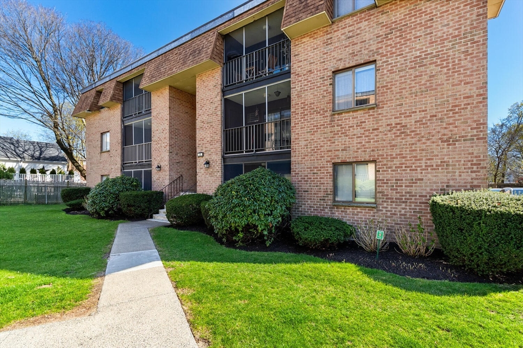 35 Washington St # 1