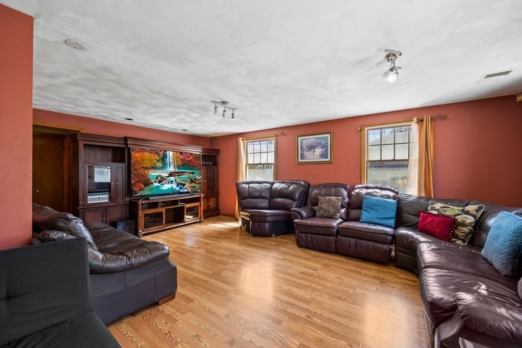 36 Fitzgerald St
