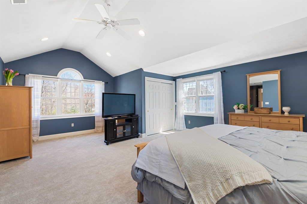 25 Fairway Lane