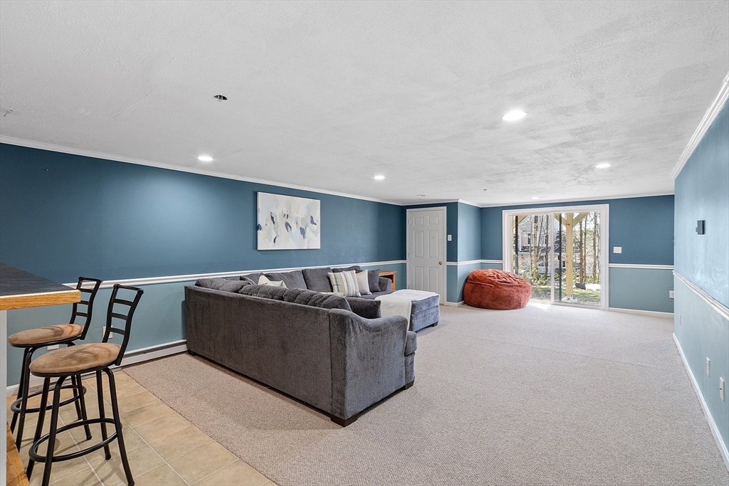 44 Constitution Drive # 43