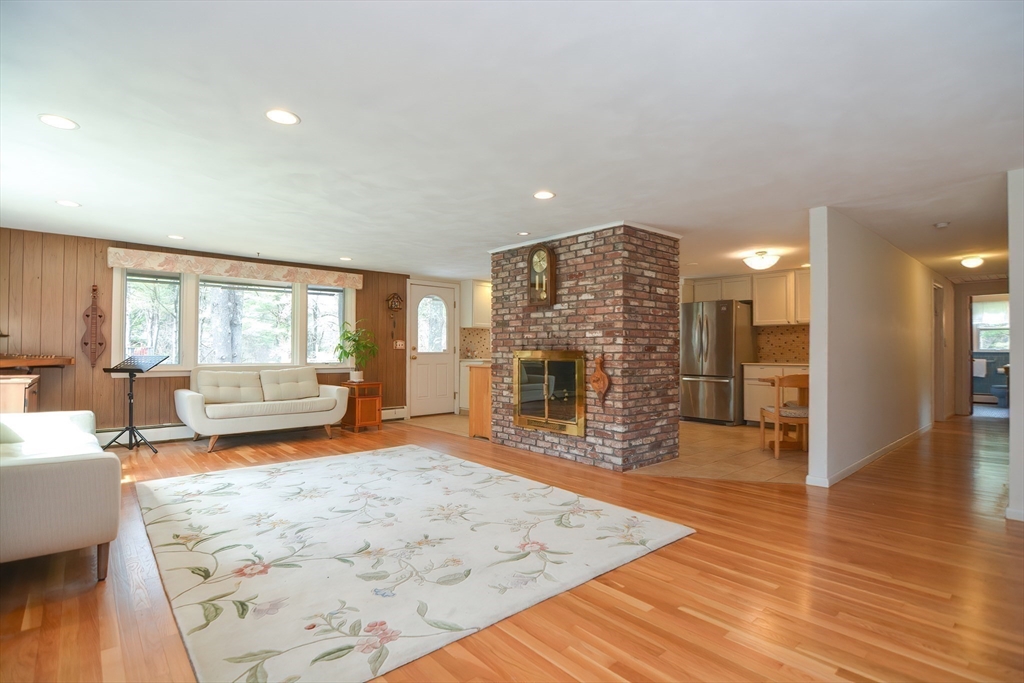 301 Taylor Rd
