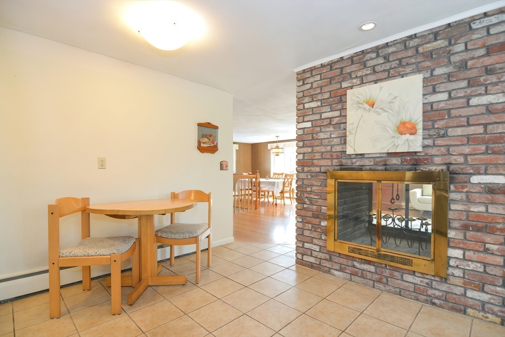 301 Taylor Rd
