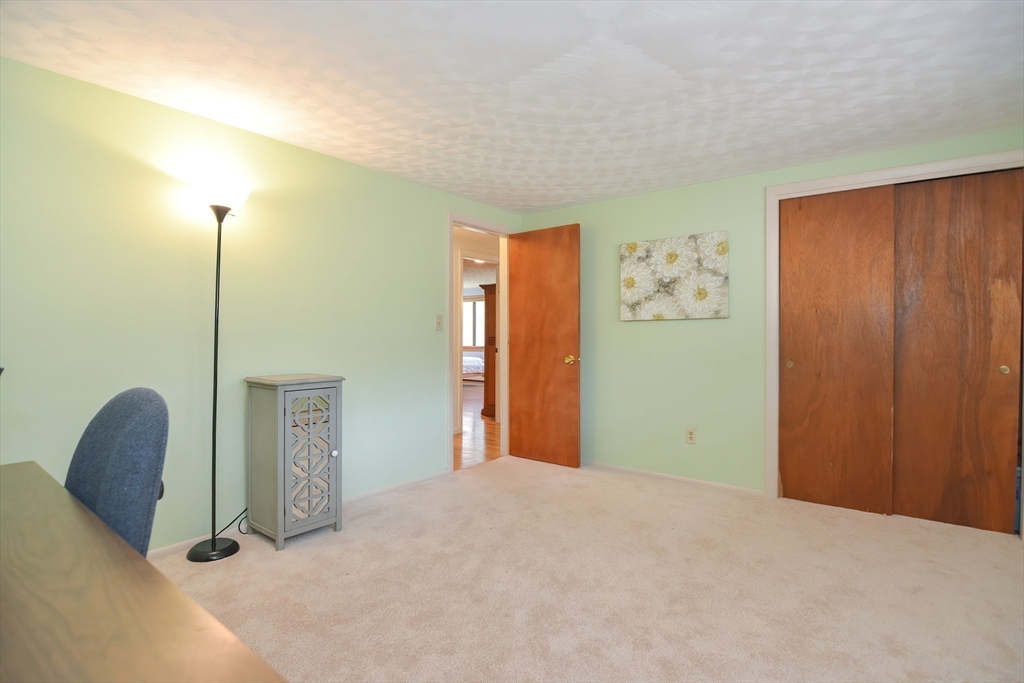 301 Taylor Rd