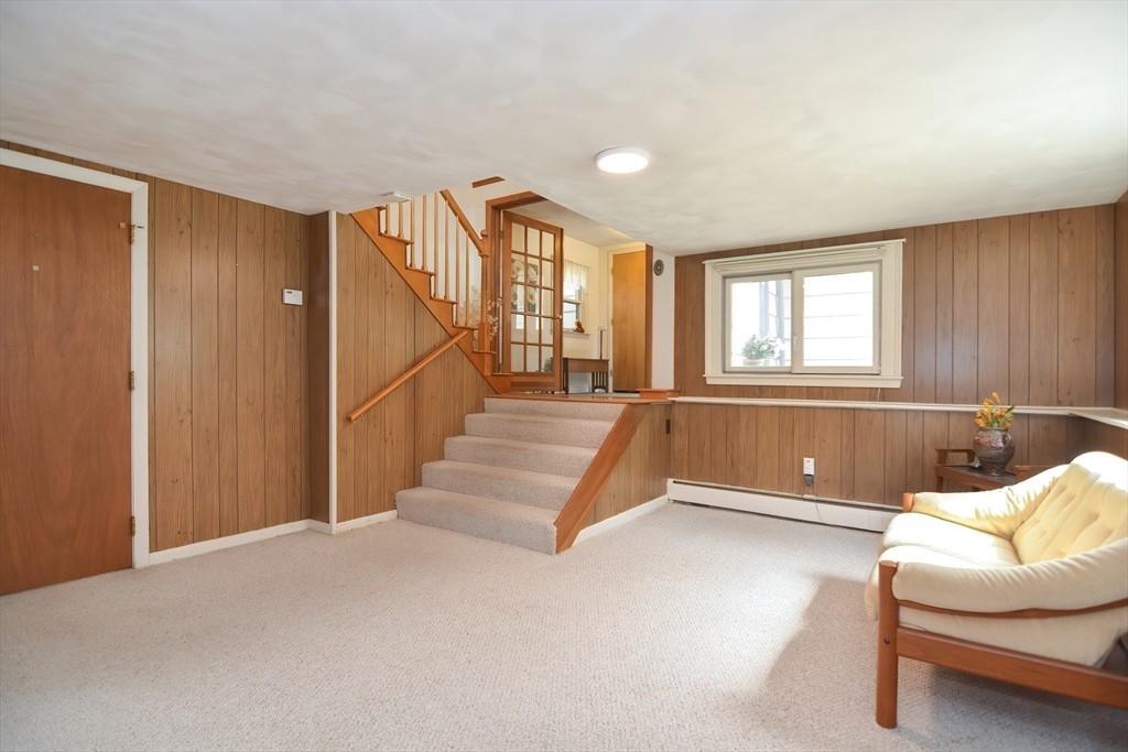 301 Taylor Rd