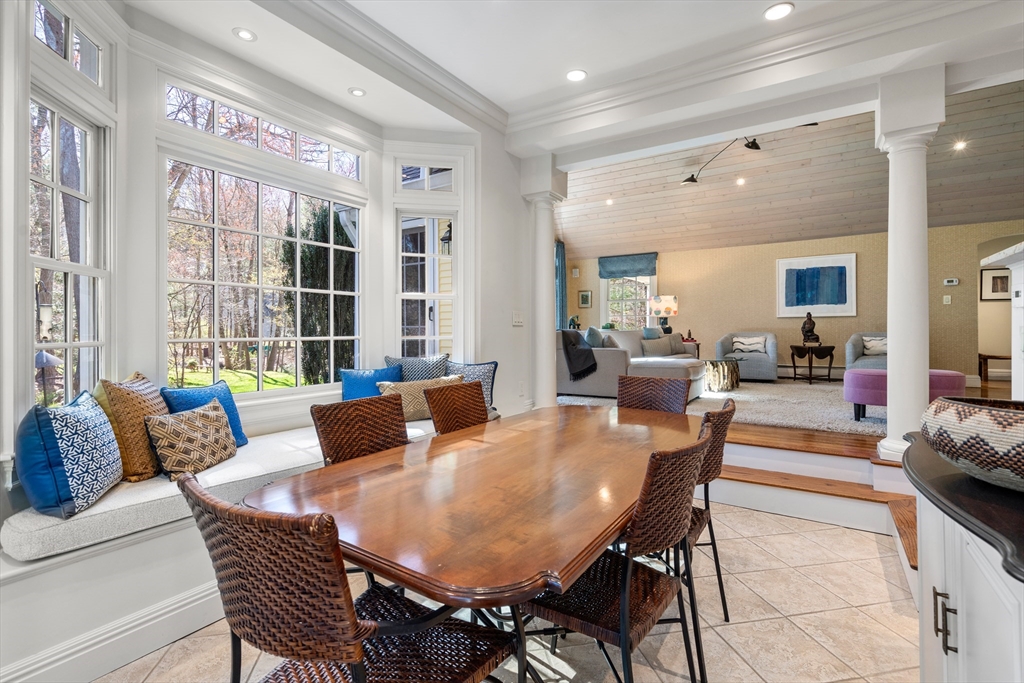 12 Darvell Dr