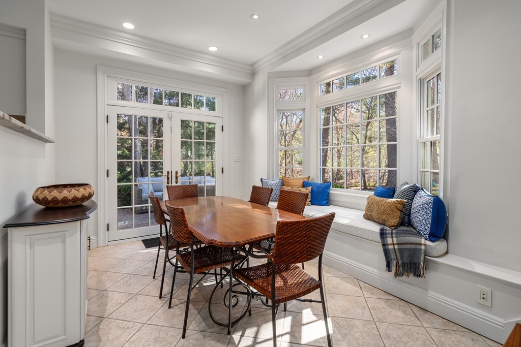 12 Darvell Dr