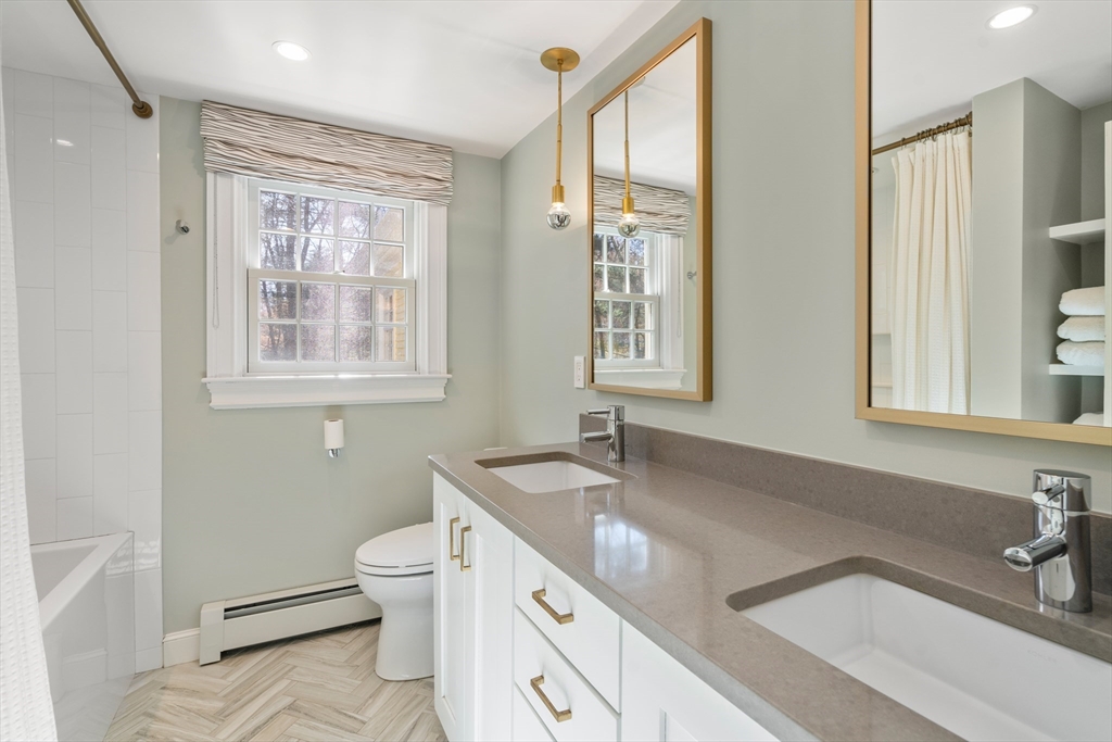 12 Darvell Dr
