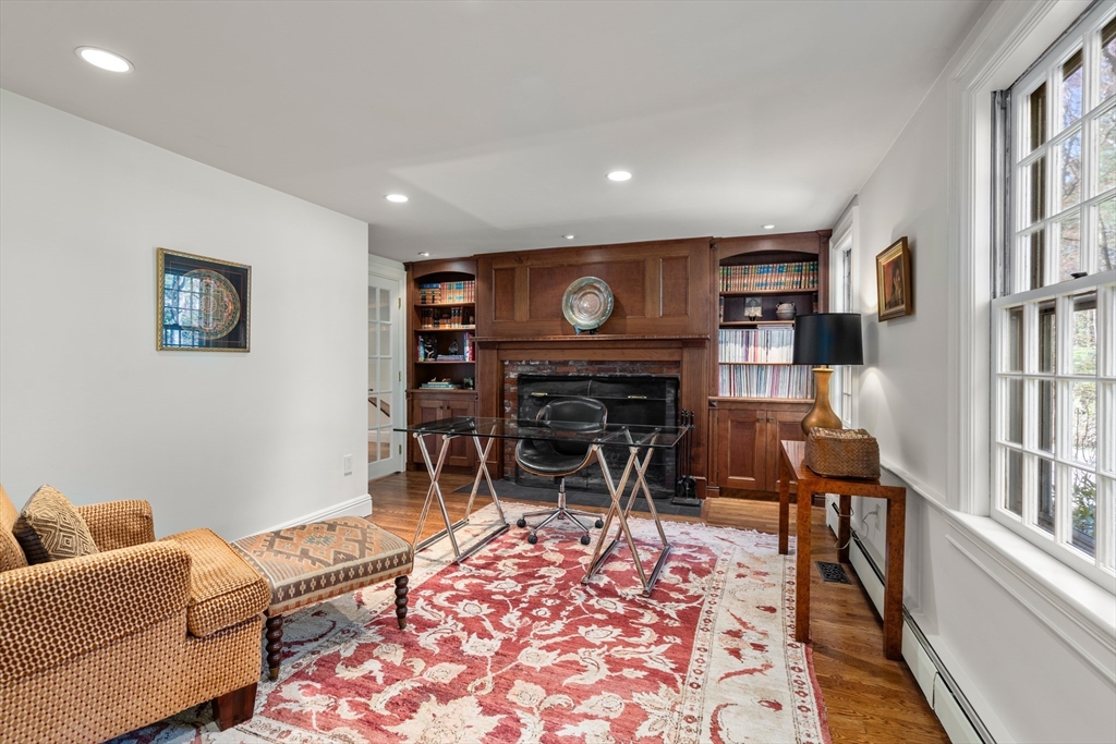 12 Darvell Dr