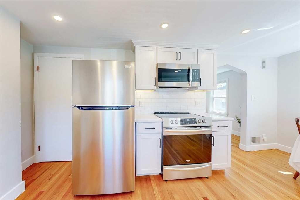 68 Silk St