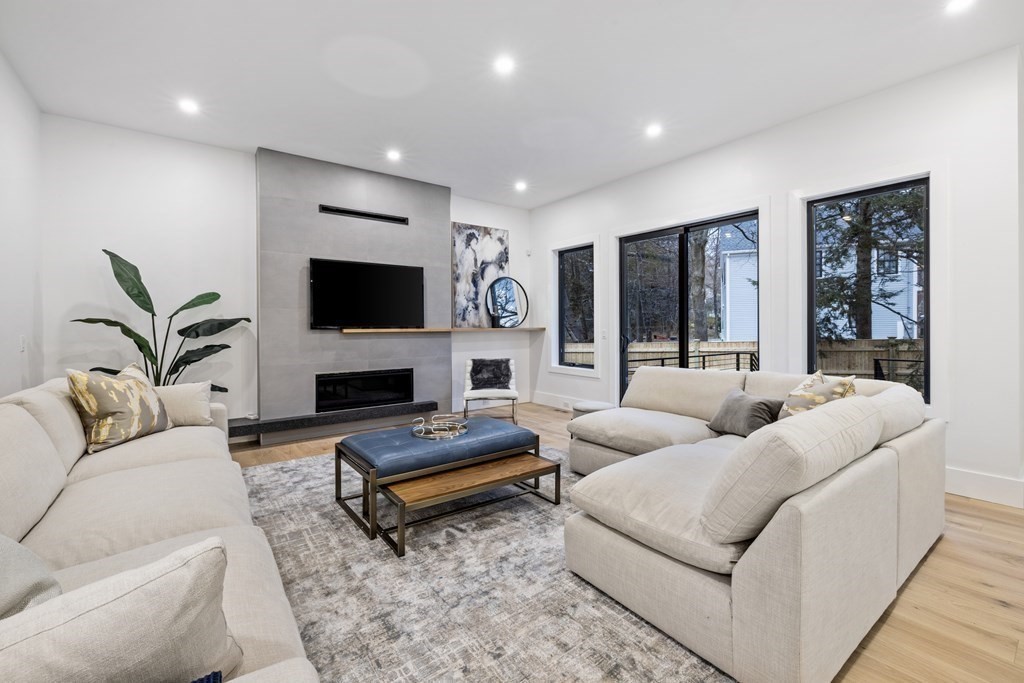 1 Revolutionary Road