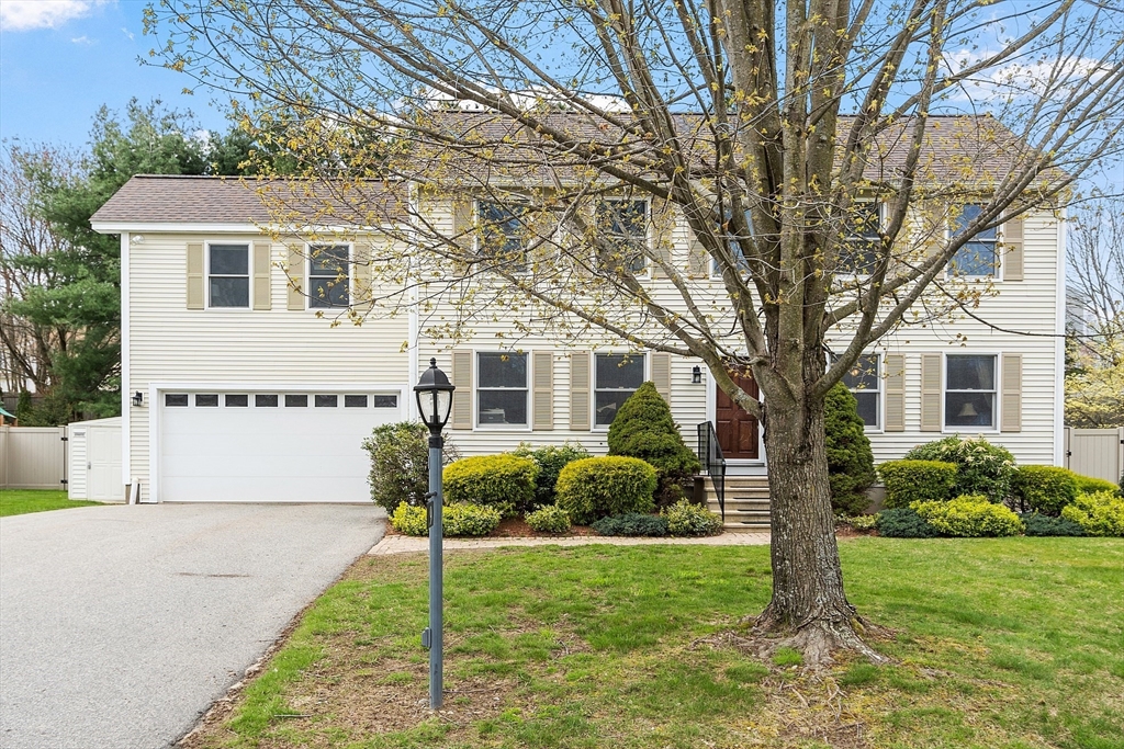 9 Robbins Rd