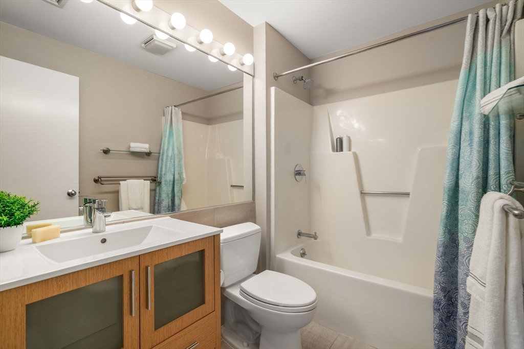20 Chestnut Street # 602 Unit: PH 602