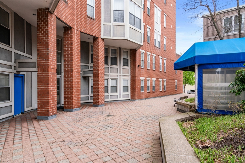 20 Chestnut Street # 602 Unit: PH 602