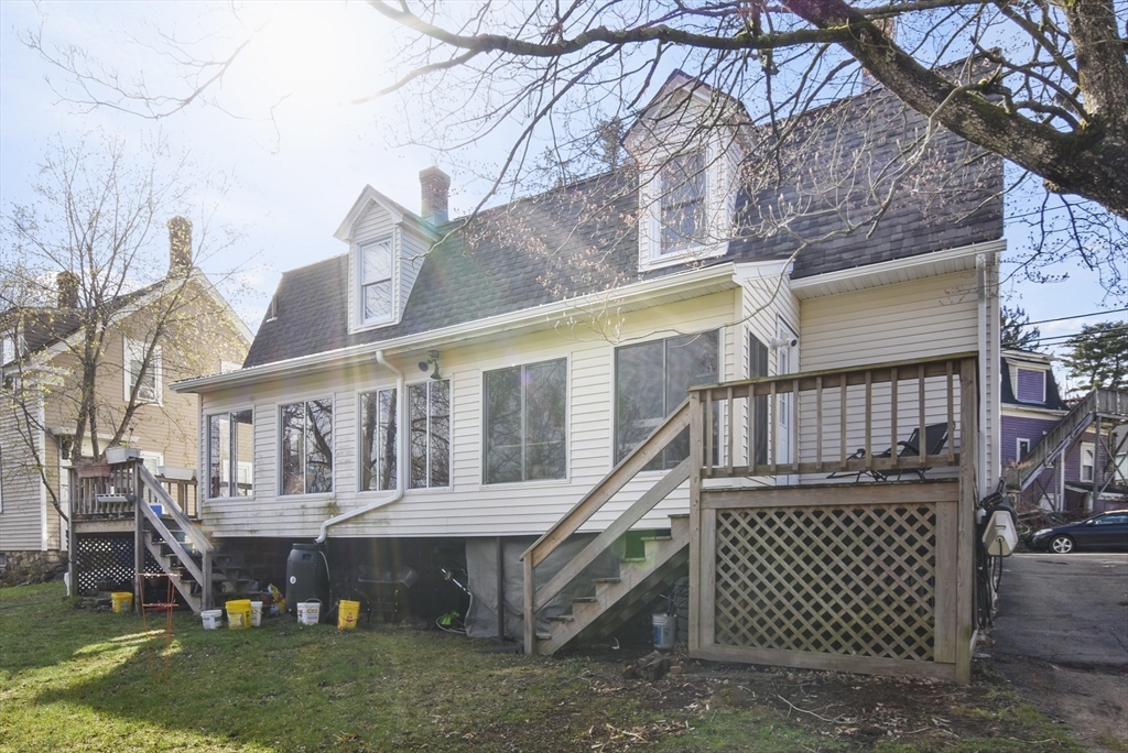 18 Hillside Street