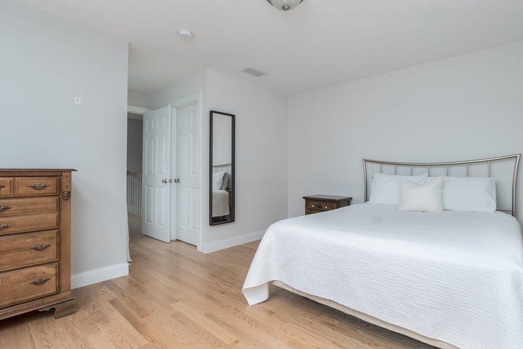 221 Fieldstone Dr