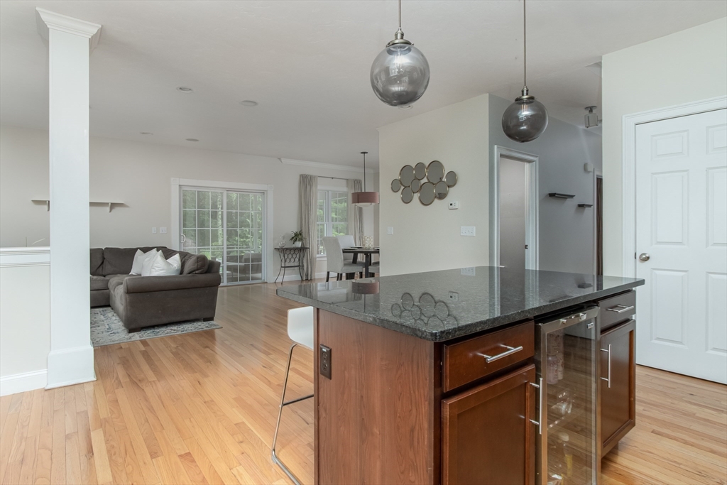 221 Fieldstone Dr