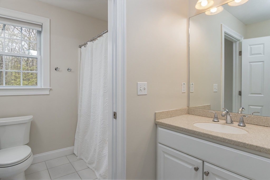 221 Fieldstone Dr