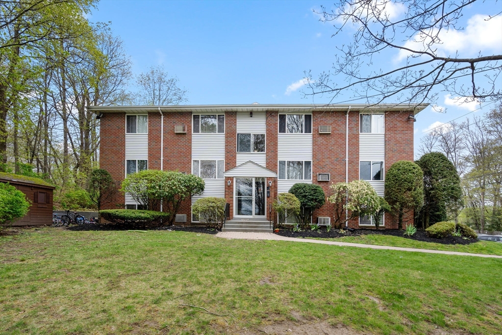 61 Fairmount St # 14