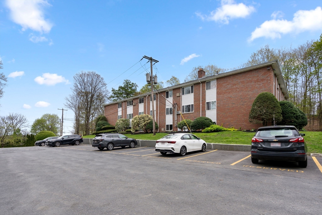 61 Fairmount St # 14