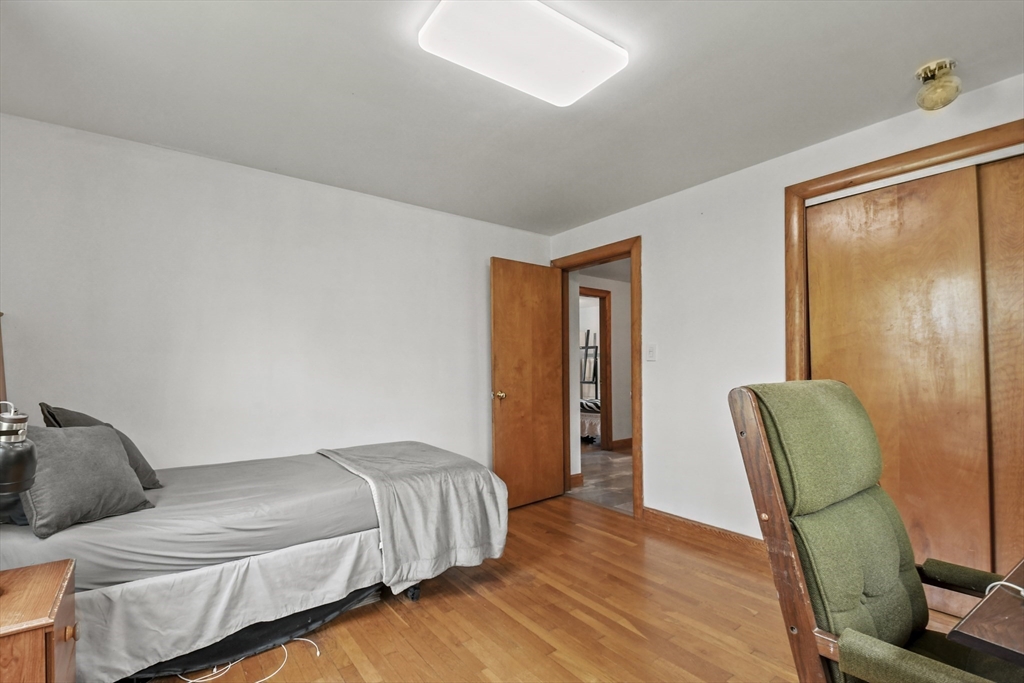 120 Andrews Ave