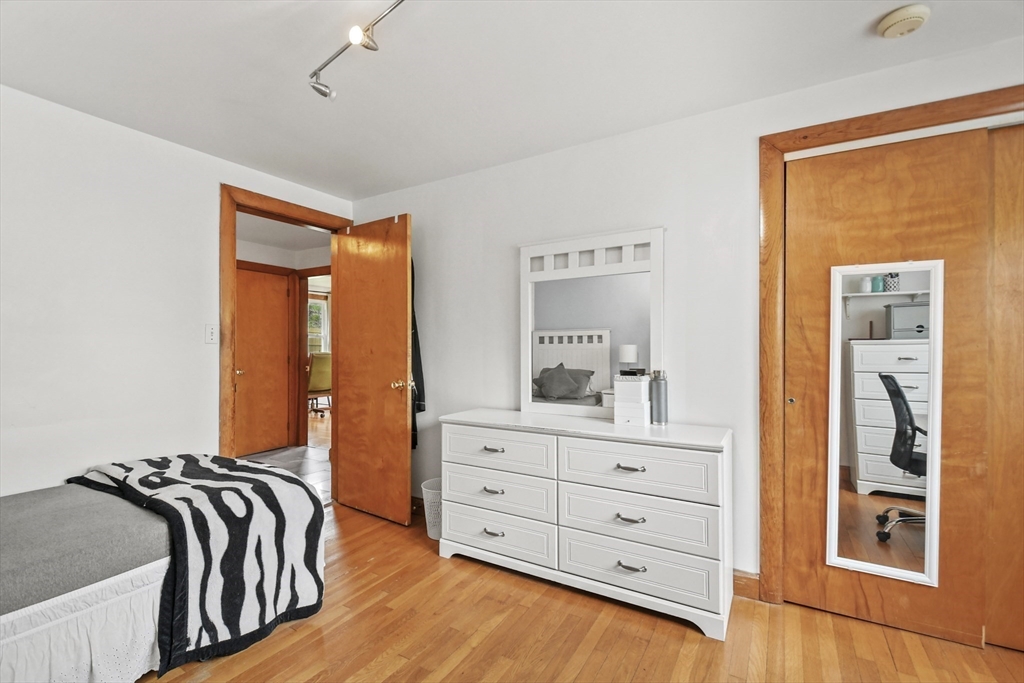 120 Andrews Ave