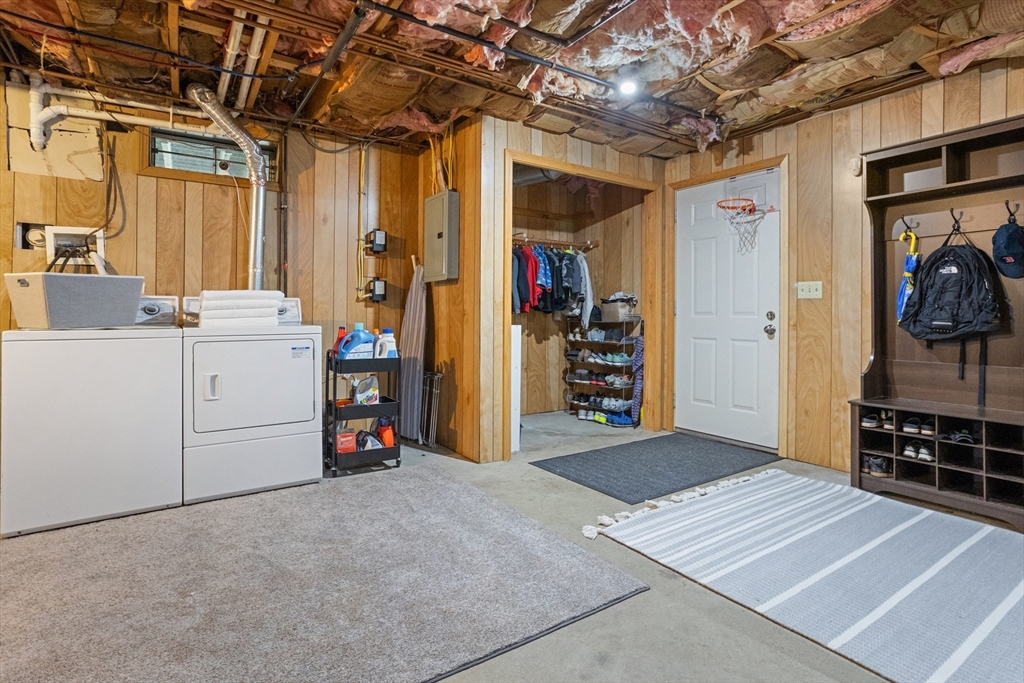 112 Pleasant Street
