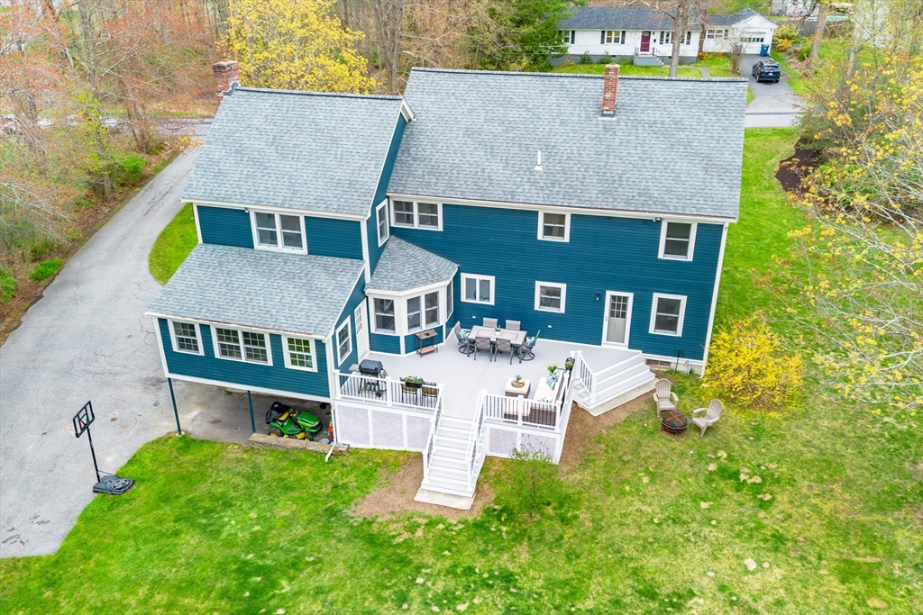 112 Pleasant Street