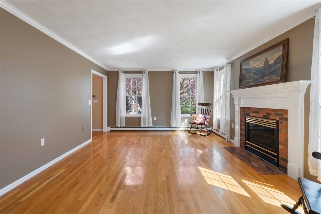28 Stevin Dr
