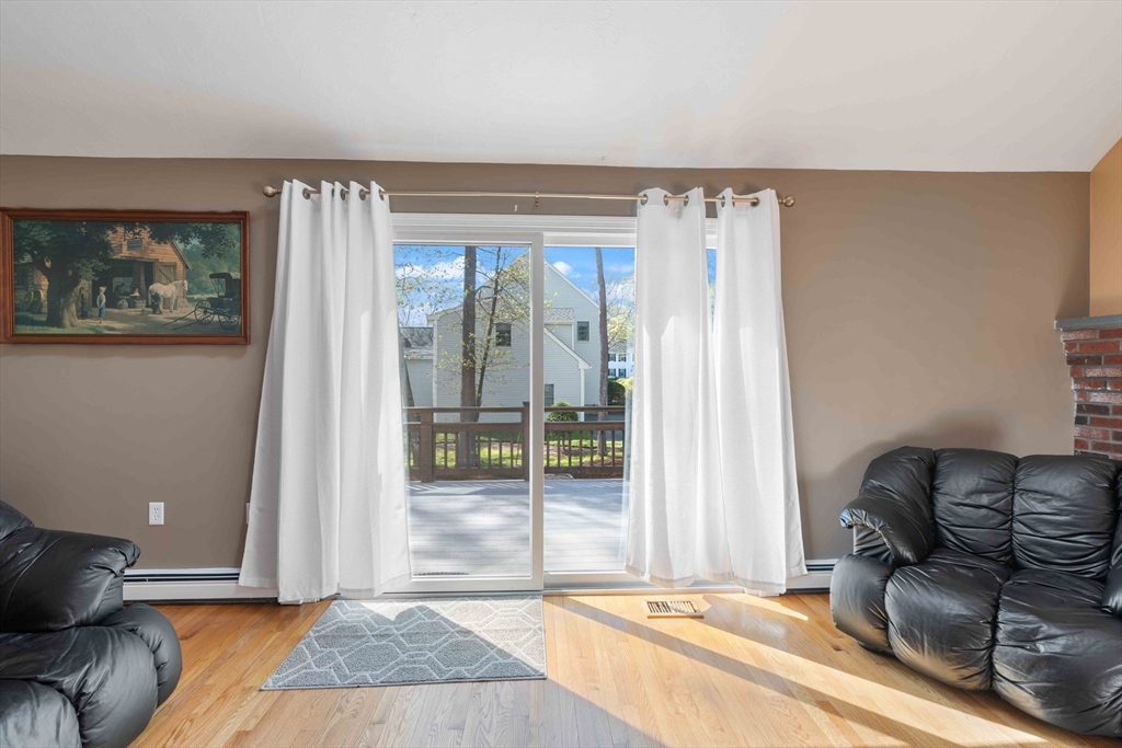 28 Stevin Dr