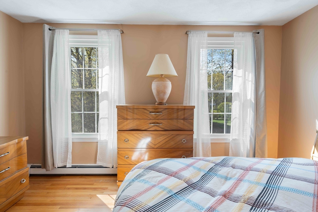 28 Stevin Dr