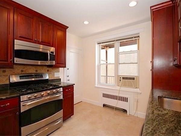 88 Strathmore Rd # 8