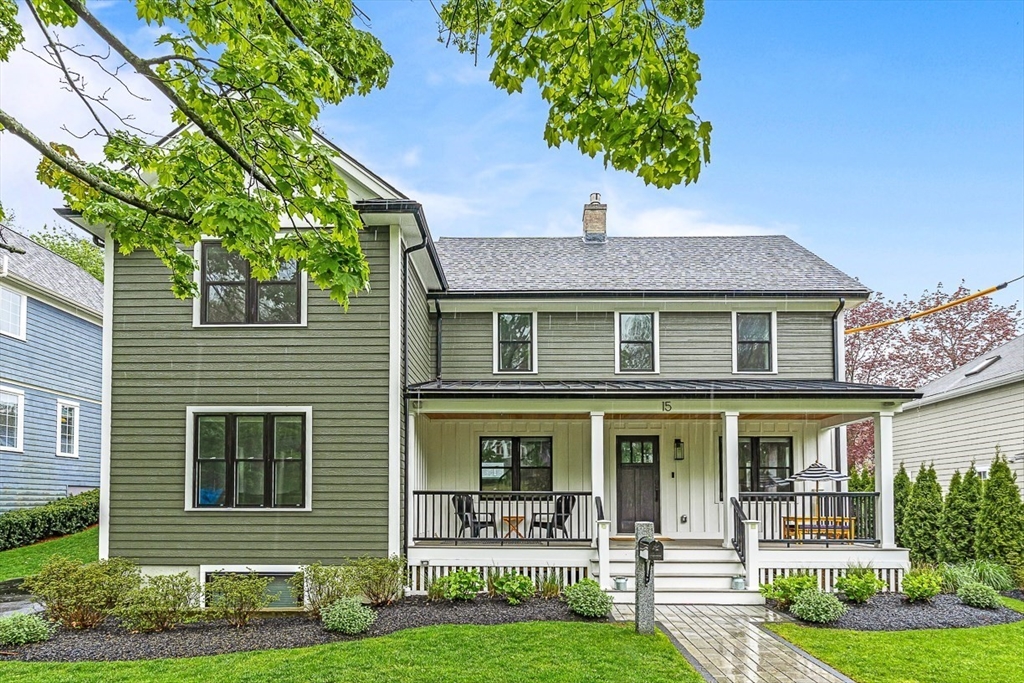 15 Rustic Rd