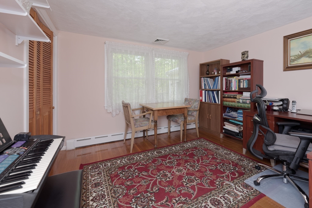 606 Liberty Square Rd
