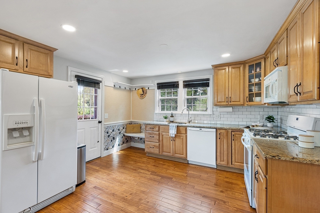 3 Pierce St