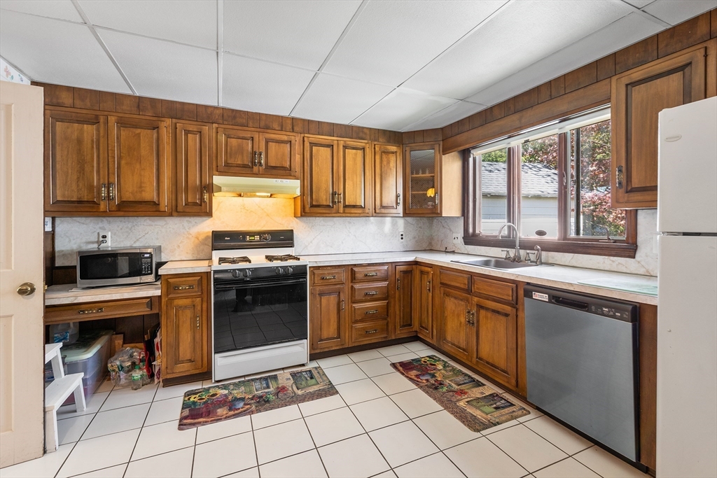 553 Fellsway E