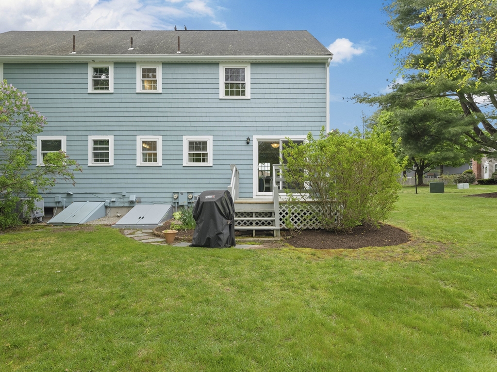 11 Meetinghouse Rd # 11