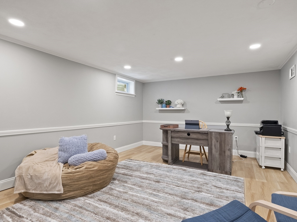 11 Meetinghouse Rd # 11