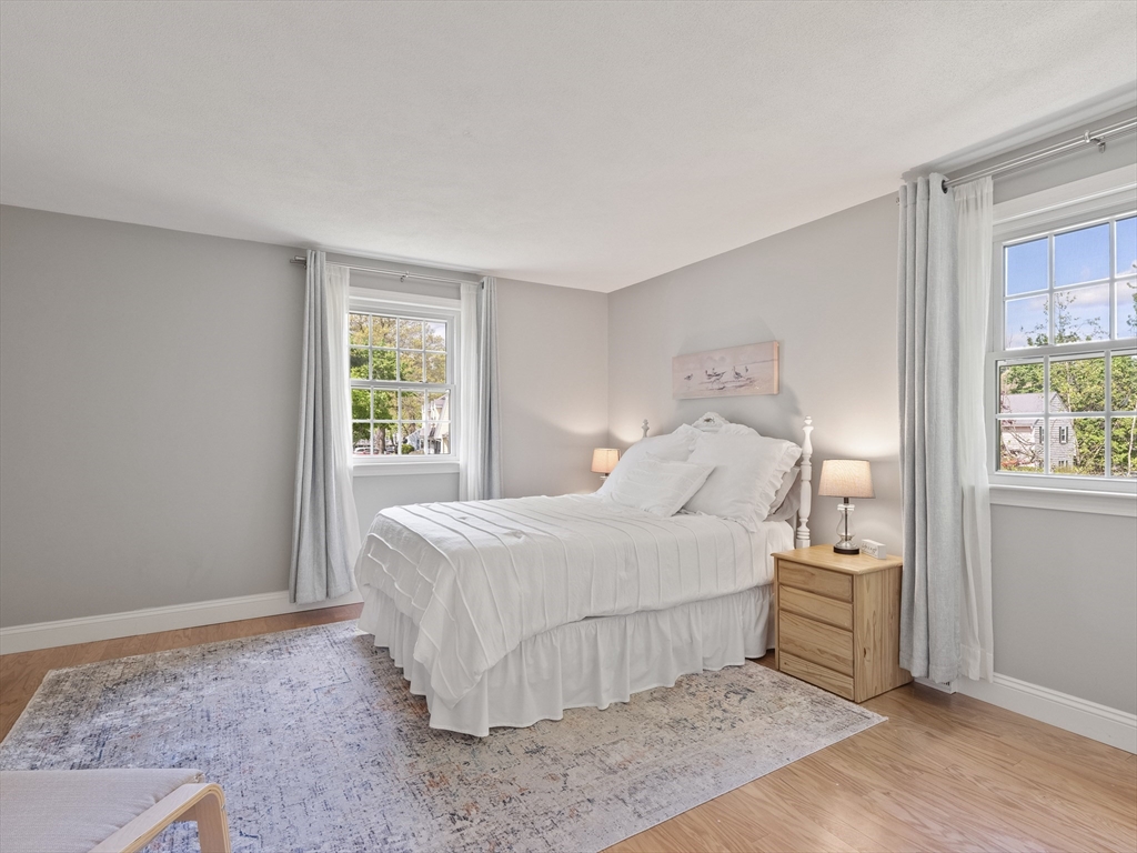 11 Meetinghouse Rd # 11