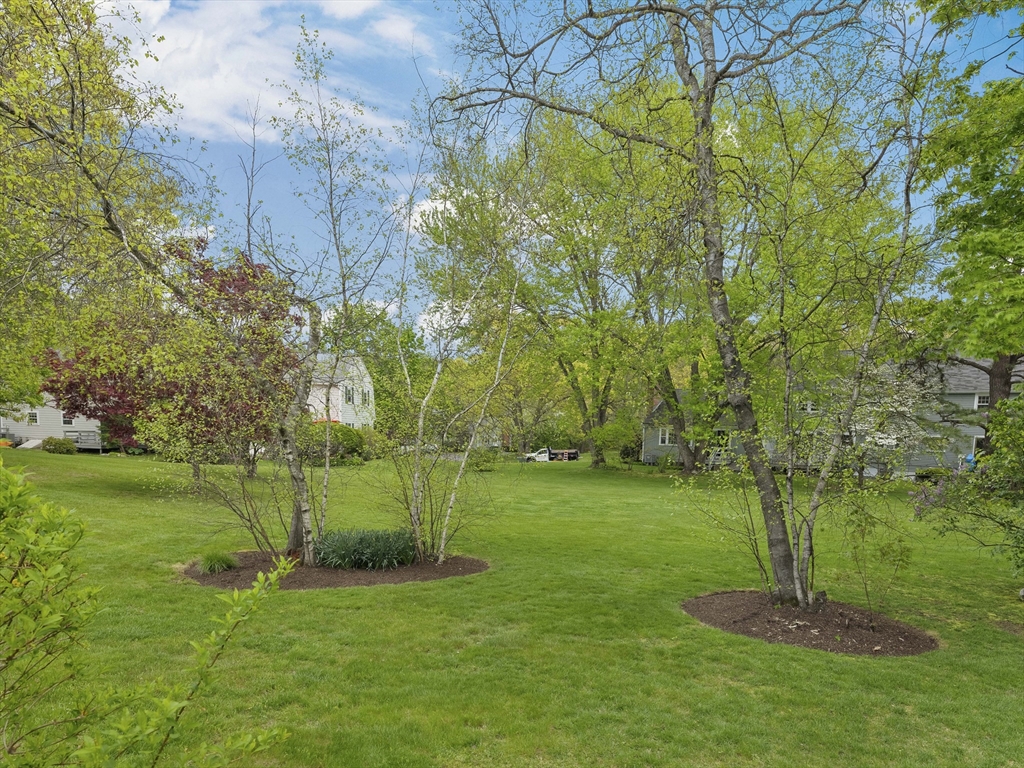 11 Meetinghouse Rd # 11